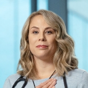 Dr Clare Arnott